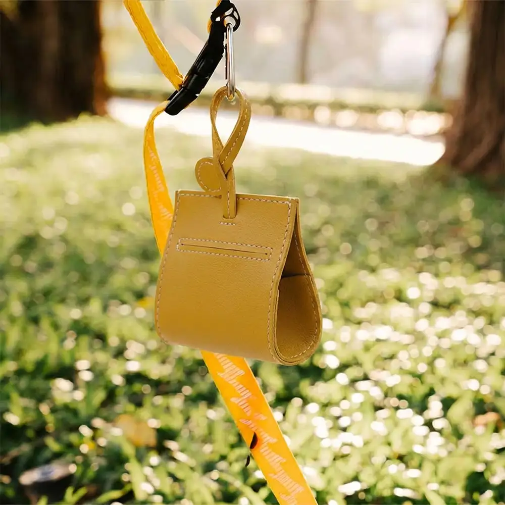 Distributeur de sacs à crottes pour chien en cuir PU - Image 2